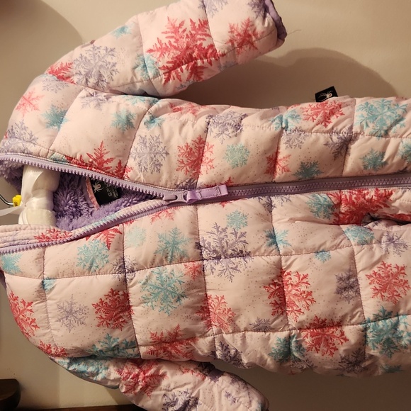 Snowsuit - Picture 2 of 3